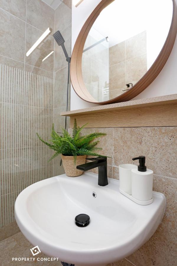 Plaza Residence Studio 6 Bucureşti Ngoại thất bức ảnh